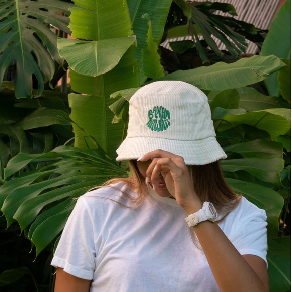 New Hawaiian banan bucket hat - Picture 3 of 3